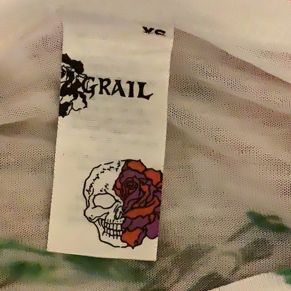 Grail Size X-Small Bedazzled Sublimation Print Top. Made in USA. New With Tags. - Picture 4 of 6